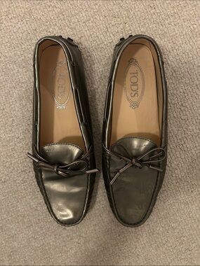 Tod's Metallic Pewter Leather Driving Loafers
